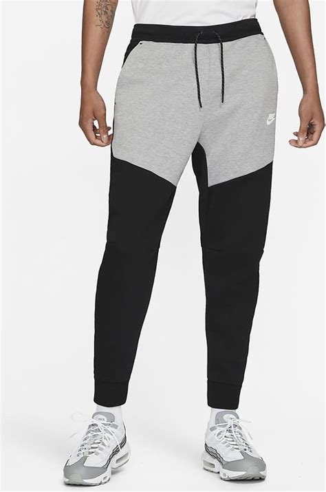 nike tech broek heren zwart|Nike Tech fleecebroek voor heren.